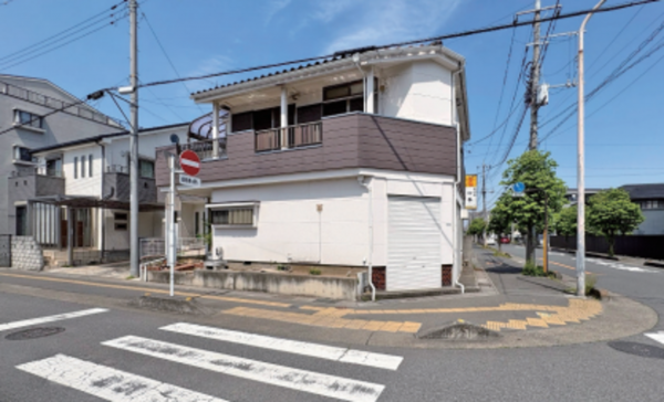 桶川市若宮、土地の前面道路を含む現地写真画像です