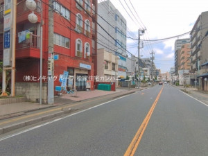 上尾市愛宕、マンションの画像です
