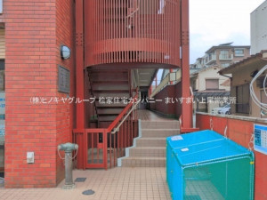 上尾市愛宕、マンションの画像です