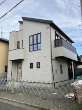 静岡市葵区古庄、中古一戸建ての画像です