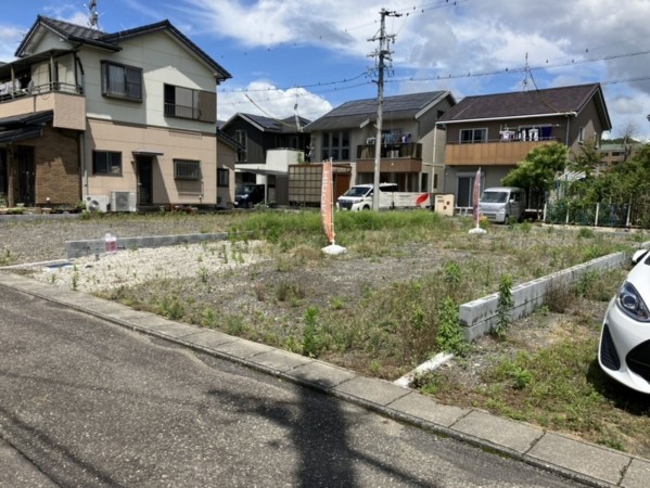 静岡市葵区瀬名、土地の画像です