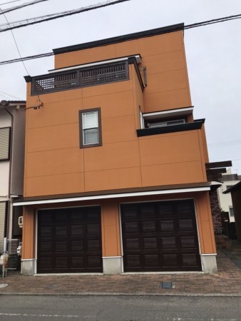 静岡市葵区桜町、中古一戸建ての画像です