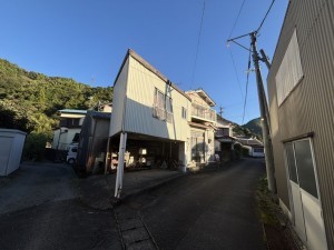 静岡市駿河区丸子、土地の画像です