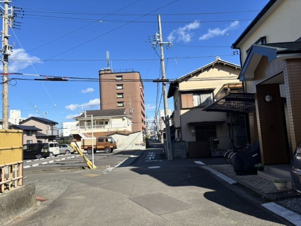 静岡市駿河区西中原、マンションの画像です
