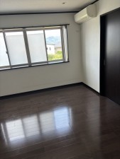 静岡市駿河区国吉田、中古一戸建ての画像です