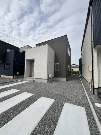 静岡市駿河区下川原、新築一戸建ての画像です